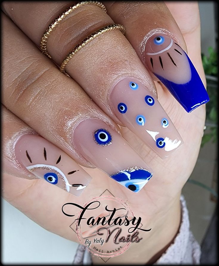 Hamsa Hand Nail Design, Bad Bunny Nails, Evil Eye Nail Art, Purple And Pink Nails, Evil Eye Nails, Boho Nails, Eye Nail Art, Cow Nails, Makeup Nails Art