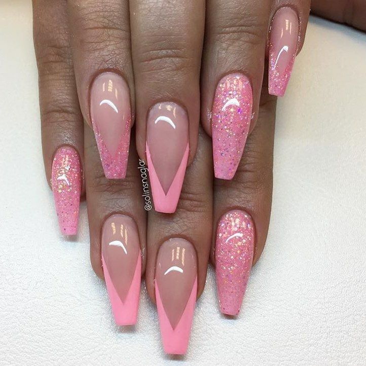 Fun Girly Acrylic Nails, Coffin Nail Ideas Pink, Pink Coffin Nail Ideas, Elegant Pink Nails, Smart Nails, Valentines Day Nails Acrylic, Nails Valentines Day, Unghie Sfumate, Nails Valentines