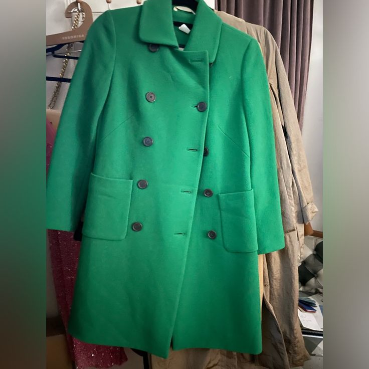 J.Crew Kelly Green Coat P2 Material: Wool & Nylon (See 2nd Pic Of Tag) Classic Green Outerwear With Double Button Closure, Green Double-breasted Pea Coat For Workwear, Tailored Green Outerwear With Double Button Closure, Green Tailored Double-breasted Outerwear, Green Pea Coat With Button Closure For Work, Green Pea Coat With Double Button Closure For Work, Fitted Green Double-breasted Pea Coat, Tailored Green Winter Outerwear, Tailored Green Outerwear For Winter