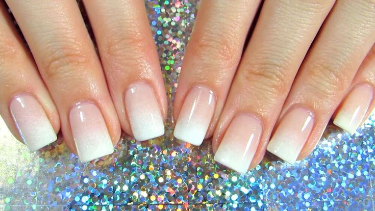 This is a guide to DIY French fade nails. Learn how to do French ombre nails at home with this easy step-by-step tutorial. Nail Fade Ombre, Dip French Ombre Nails, How To Do Ombre French Nails, Diy Ombre French Tip Nails, Ombre Nails French, How To Ombre French Nails, Diy Ombre Nails At Home, Diy Ombre French Nails, French Ombre Nails With Design