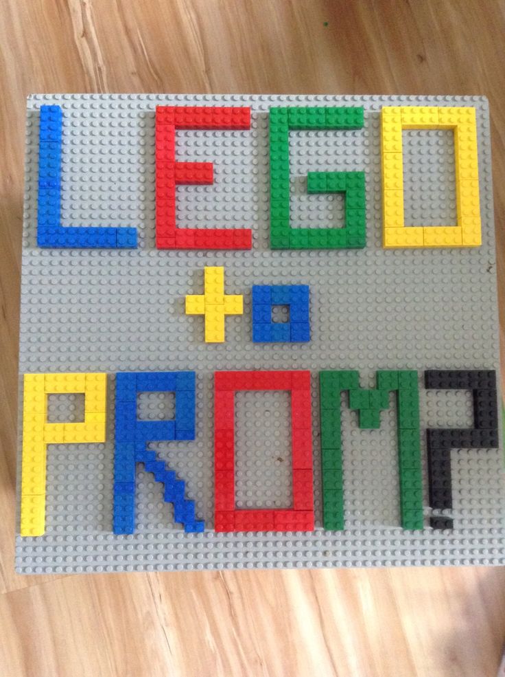 a sign made out of legos and letters that say,'lego promp '