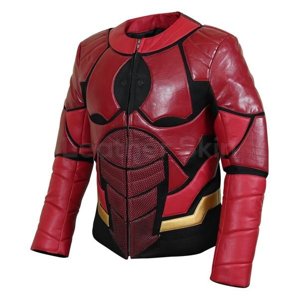 This leather jacket is the perfect choice for anyone who is a fan of bright hues & combinations. Mixed with a hint of shining gold with contrasting red and black on the sleeves, this item will surely be a hit. It comes with CE armor at the shoulders that ensures maximum protection against any incidents. Red And Black Motorcycle, Pink Biker Jacket, Red Motorcycle, Best Leather Jackets, Blue Leather Jacket, Long Leather Coat, Leather Jacket With Hood, Black Motorcycle, Real Leather Jacket