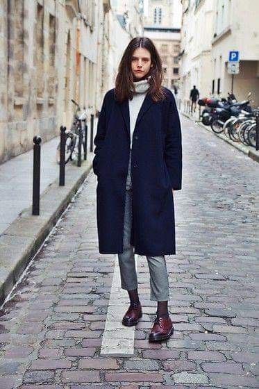 Dr Martens Outfit, Doc Martens Style, Martens Style, Doc Martens Outfit, Goth Outfit, Look Formal, Zara Coat, Boating Outfit, Blue Coat