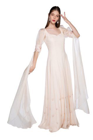 Shop for Masumi Mewawalla White Crepe Embroidered Organza Gown for Women Online at Aza Fashions Cream Gown, Leaf Sleeve, Organza Gown, Organza Gowns, Embroidered Motifs, Gown For Women, Embroidery Hand, Embroidered Organza, Gowns Online