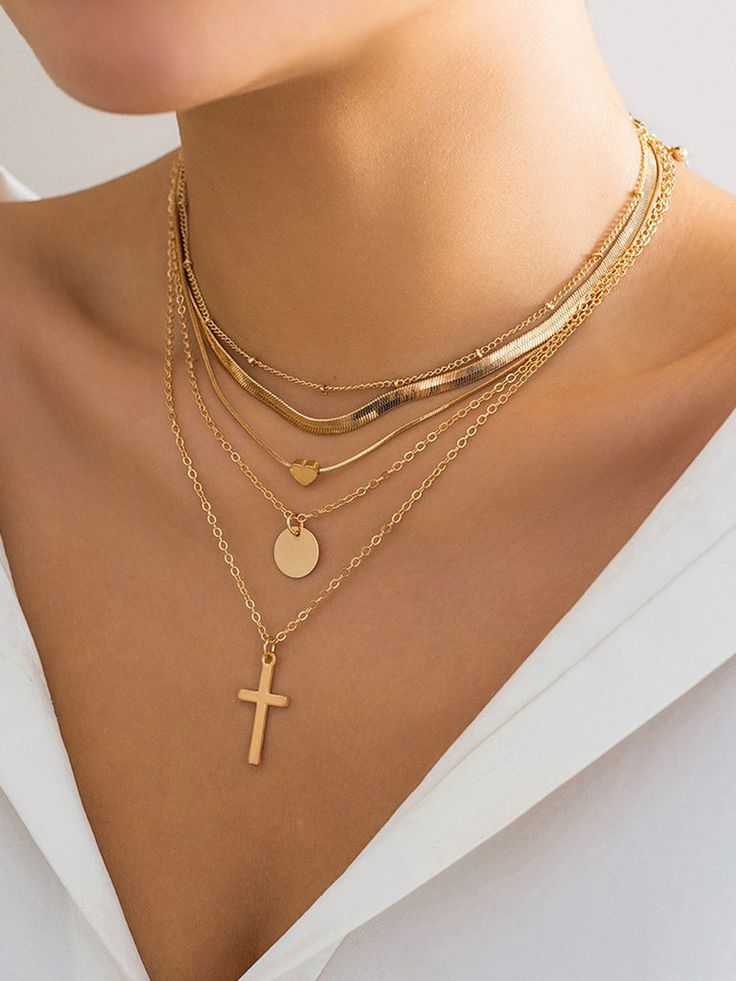 Necklace Combo, Neck Accessories, Christmas Gifts For Girlfriend, Neck Choker, Layered Fashion, Neck Jewellery, Christian Jewelry, Pendant Design, Gold Pendant Necklace