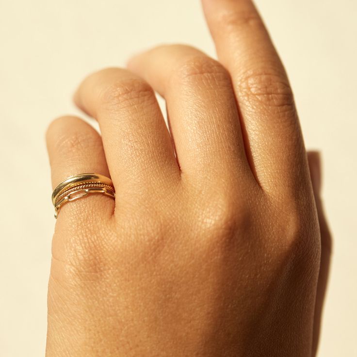 A shiny ring that cuts a cool line, with an uptown girl goes downtown, very New York feeling. Super super excellent in a stack, or on its own. Made with 100% recycled 14k gold. Catbird Ring, Catbird Jewelry, Shiny Rings, Uptown Girl, Chain Ring, Gold Chains, Yellow Gold, Chain, Gold