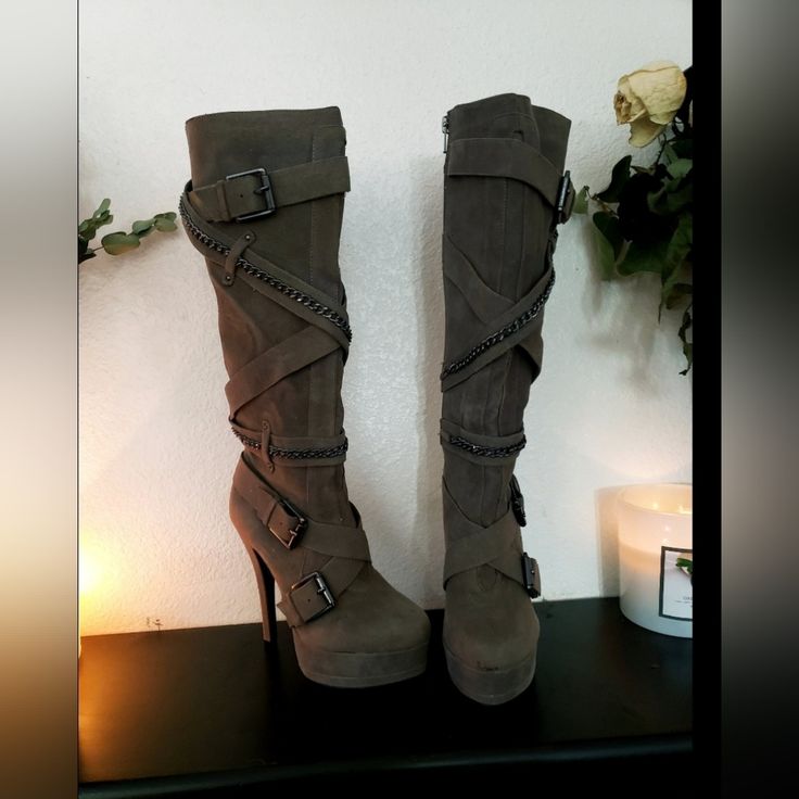 Style: Knee High Boots (Varies On Your Body Structure) Women Size: 5.5 Heel Height: 4½+ Inches (+/-) (Please Know Your Size As These Are Final Sale) Colorway: Brownish-Grey W/Metal Accent Chain & Buckets Material: Suede/Leather Condition: Like New See Pictures An Injury Prevents Me From Wearing Heels This High These Are Absolutely Gorgeous & Hard To Let Go. Never Worn. They Are Heavier In Weight Due To Their Quality. If You Want High Quality, Rare Finds, Stop The Room, Compliment Getting Boots T Due Boots, Long Cowgirl Boots, Chunky Knee High Boots, Style Knee High Boots, Knee High Suede Boots, Boots Y2k, Boot Heels, Over Knee Boots, Body Structure