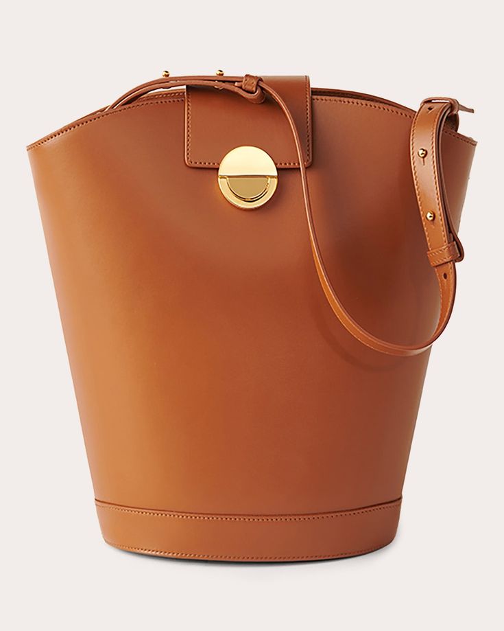 Vivian Bucket Bag Bucket Design, Leather Store, Vivian Maier, Leather Bucket Bag, Leather Bucket, Lambskin Leather, Tan Leather, Bag Making, Bucket Bag