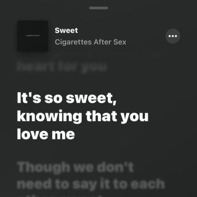 an iphone screen with the text'it's so sweet, i know that you love me through we don't need to say it each other