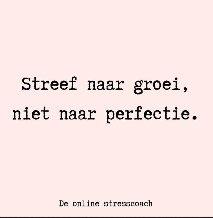 a pink background with the words street nar groei, net naar perfectie