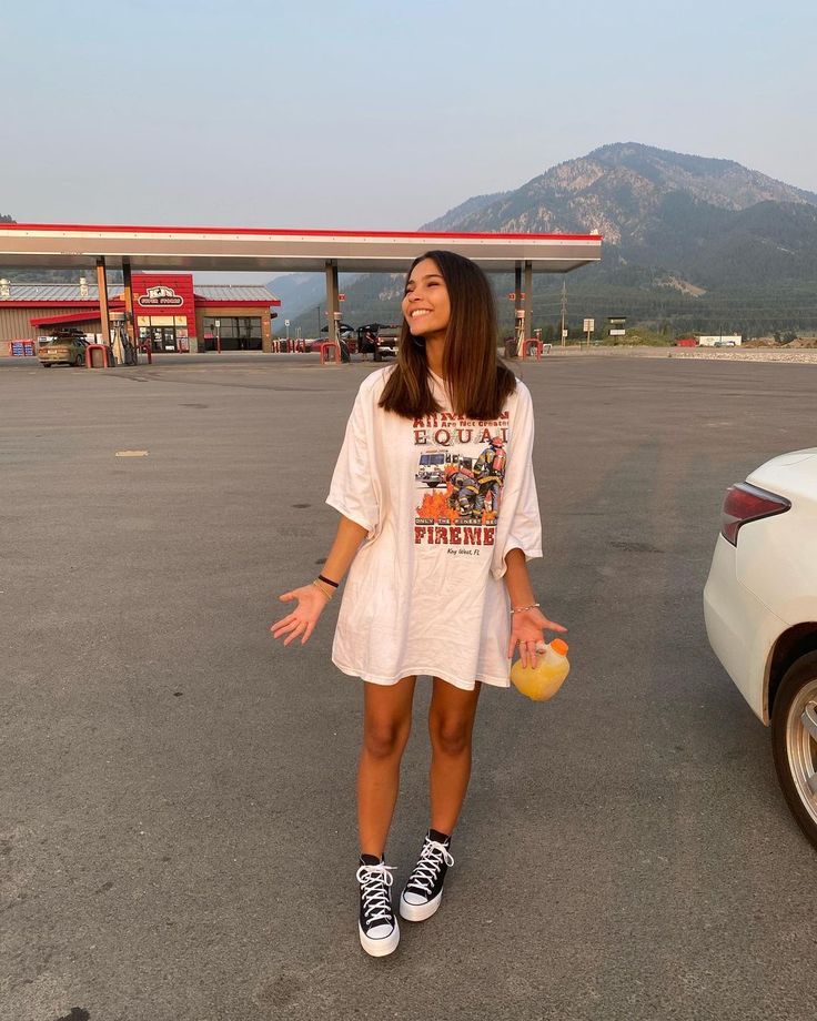 Cute Roadtrip Outfits, Cute Road Trip Outfits Summer, Roadtrip Outfit Summer, Road Trip Outfit Summer Casual Comfy, Summer Road Trip Outfit, Road Trip Outfit Summer, Roadtrip Outfits, Tina Tonkin, Trip Outfit Summer