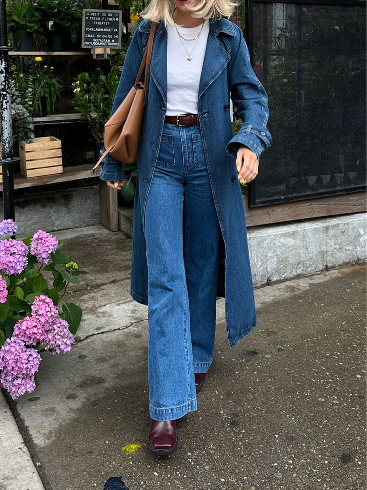 Fall Fashion Trench Coat, Winter Denim On Denim Outfit, Fall Denim Overall Outfits, Denim Jeans And Jacket Outfit, Fall Denim On Denim Outfit, Denim Trench Coat Outfit Street Chic, Denim Trench Coat Outfit 2024, Blue Rain Jacket Outfit, Mixed Denim Outfits