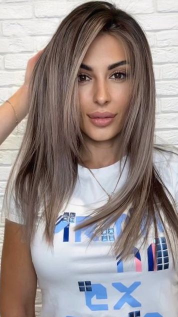 Hair Cuts For Long Hair Straight, Cuts For Long Hair, Ash Hair Color, Ash Blonde Hair, Hair Color Ideas For Brunettes, Summer Hair Color For Brunettes, Long Hair With Bangs, Brown Blonde Hair, Hair Color And Cut