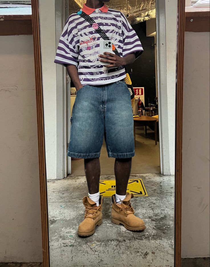 Polo And Jorts Outfit, Baggy Jorts Outfit Idea Men, Jean Core, Timbs Outfit Men, Baggy Shorts Outfit, Timbs Outfit, Polo Outfit Men, Hard Fits, Thrift Board