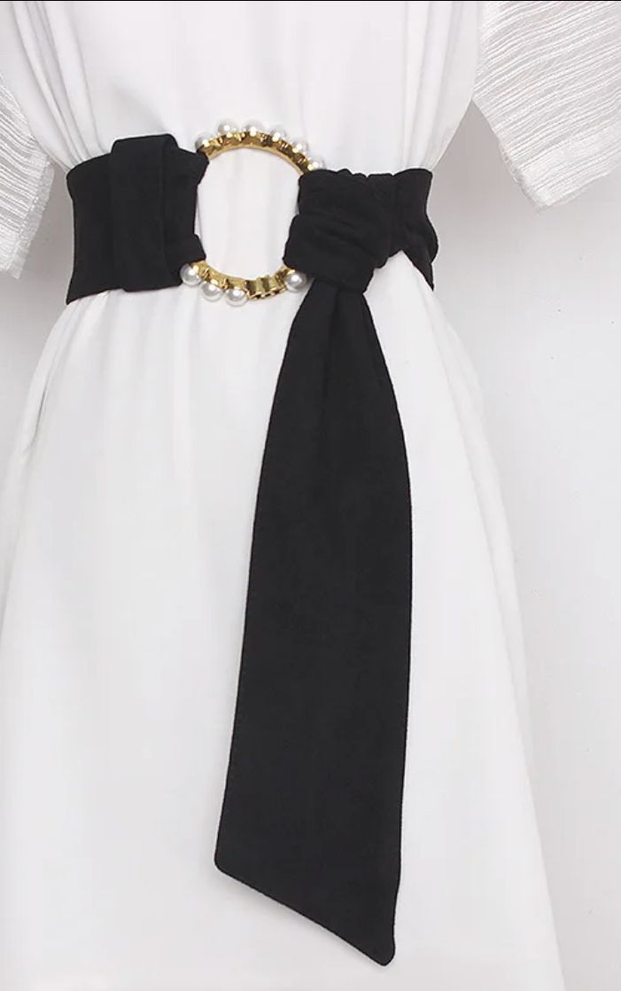 Dress With Belt Outfit Classy, Dress Belt Ideas, Belts For Dresses, Diy Belt For Dresses, Belt For Dress, Diy Belt, Mode Abaya, Elegant Dresses Classy, Mode Casual