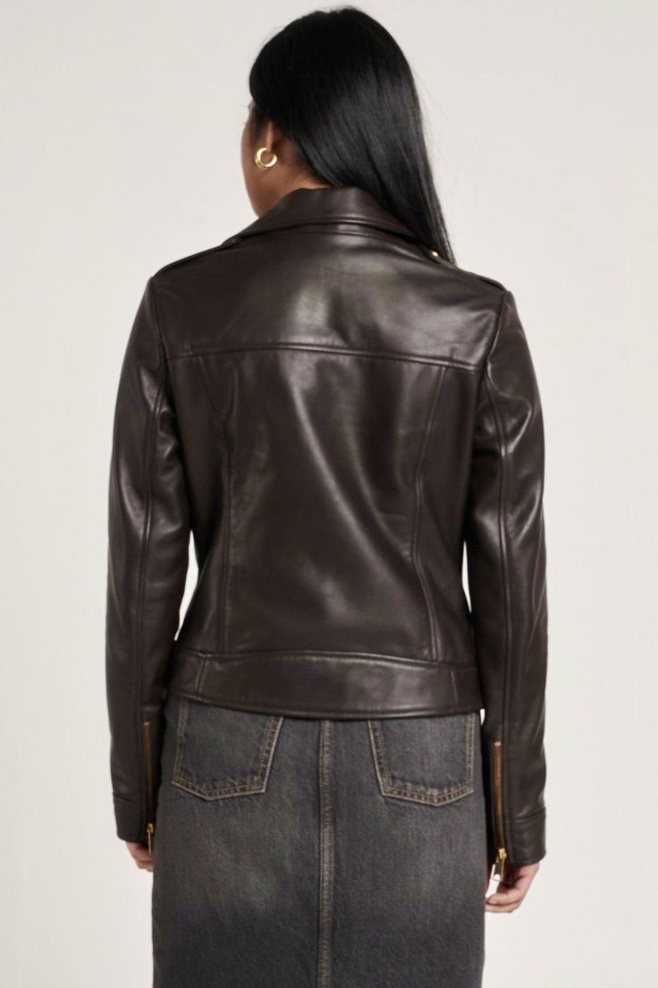 Rich brown leather and gold coloured hardwear - a true match made in heaven. This super supple sheep leather is comfortable from the very first wear. With an asymmetric zipline and zip pockets, this classic leather jacket is the perfect finishing touch to your A/W outfits. W Outfits, Classic Leather Jacket, Petite Jumpsuit, Petite Coat, Blouse Sale, Match Made In Heaven, Tall Clothing, Sheep Leather, Puff Sleeve Dresses