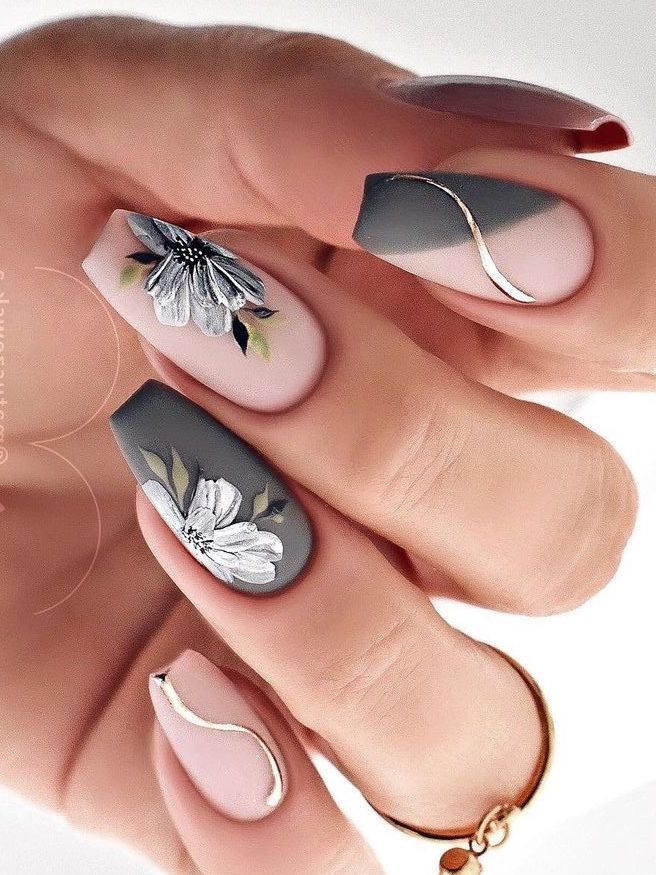 coffin-shaped, matte, and dark gray nails with flowers Gray Nail Designs, Grey Nail Art, Gray Nail, Manicured Nails, Nails Styles, Grey Nail Designs, Art Deco Nails, Cute Simple Nails, Fancy Nails Designs