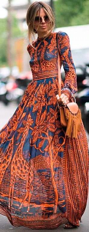 Fashion Week Dresses, Chic Holiday, Bohemian Lifestyle, Mauve Purple, Paris Dresses, Pink Mauve, Coral Red, Holiday Looks, Cool Street Fashion