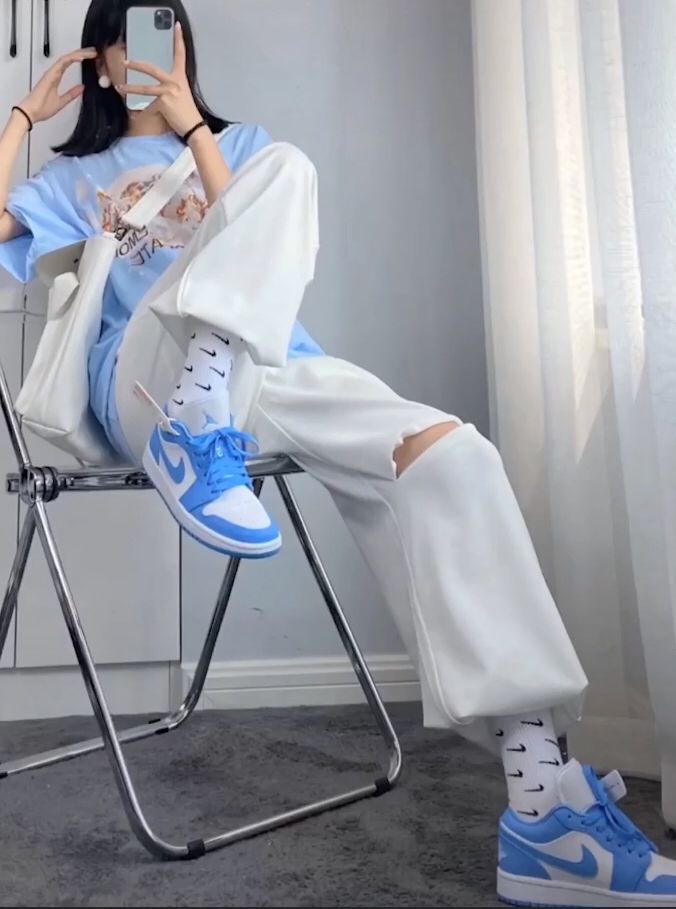 Nike Blue Outfit, Jordan 1 Low Unc Outfit, Air Force Outfits, Jordan 1 Low Outfit, Air Jordan 1 Low Unc, Jordan 1 Low Unc, Nike Casual Shoes, Sneakers Nike Jordan, Eric Koston