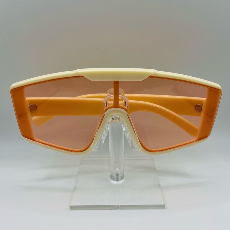 Oversized Retro Sunglasses. Brand New. Casual Orange Sunglasses With Uva Protection, Casual Orange Sunglasses With Mirrored Lenses, Modern Orange Polarized Sunglasses, Casual Orange Sunglasses With Uv Protection, Summer Beach Yellow Shield Sunglasses, Trendy Orange Polarized Sunglasses, Trendy White Shield Sunglasses For Outdoors, Retro Plastic Shield Sunglasses For Beach, Trendy Orange Sunglasses With Polarized Lenses