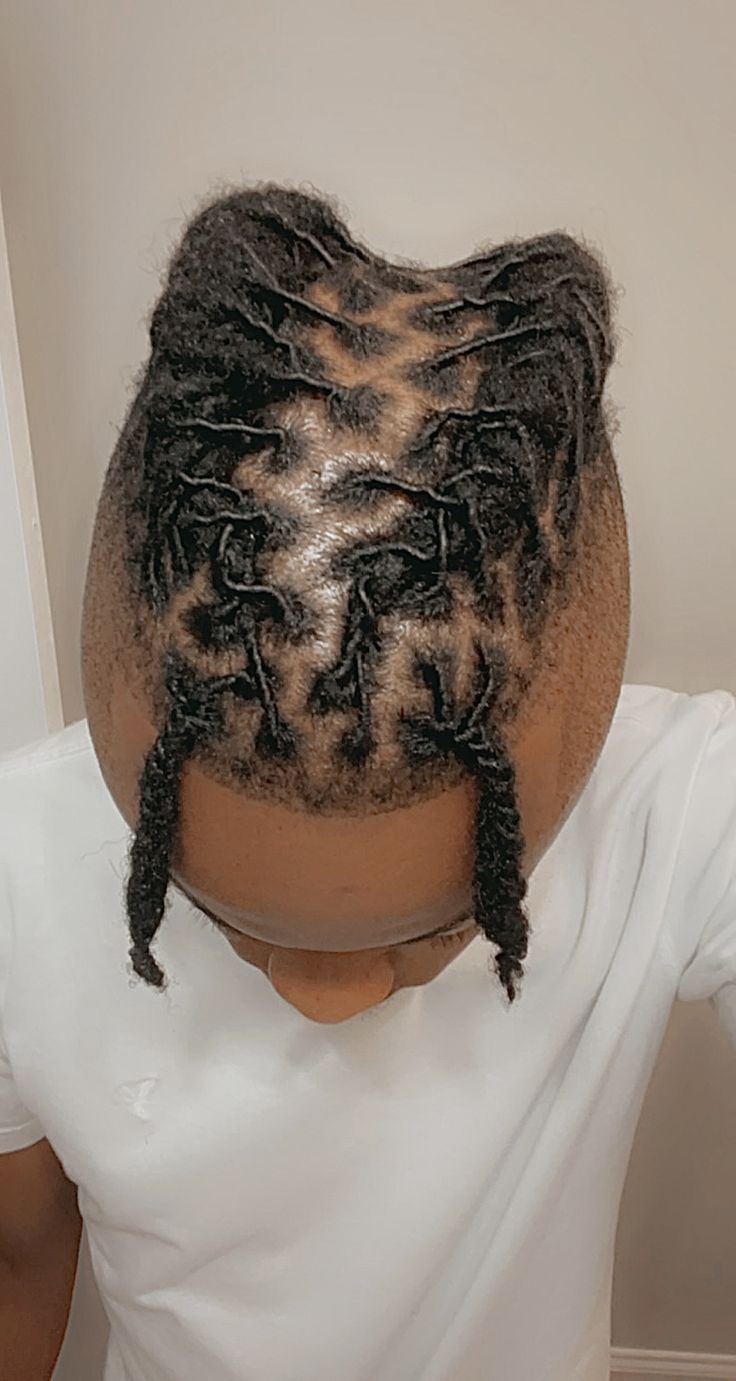 High Top Barrel Twists, Mens Barrel Twist Locs, Side Barrel Twist Locs, Barrel Twist Styles For Men, Barrel Twists Men, Barrel Loc Styles For Men, Barrel Roll Locs Men, Plat Braids For Men, Barrel Braids