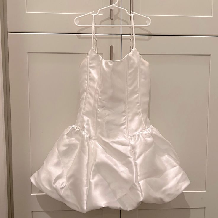 New But I Realized There Is Discoloration At Arm Pits. Very Subtle. It Is Zipped Up The Side But Adjustable Corset As Well. White Dress Fluffy, Angelic Clothes, White Bubble Dress, Frilly Shorts, Purple Corset, Arm Pits, Visual Archive, Cake Dress, Sugar Thrillz