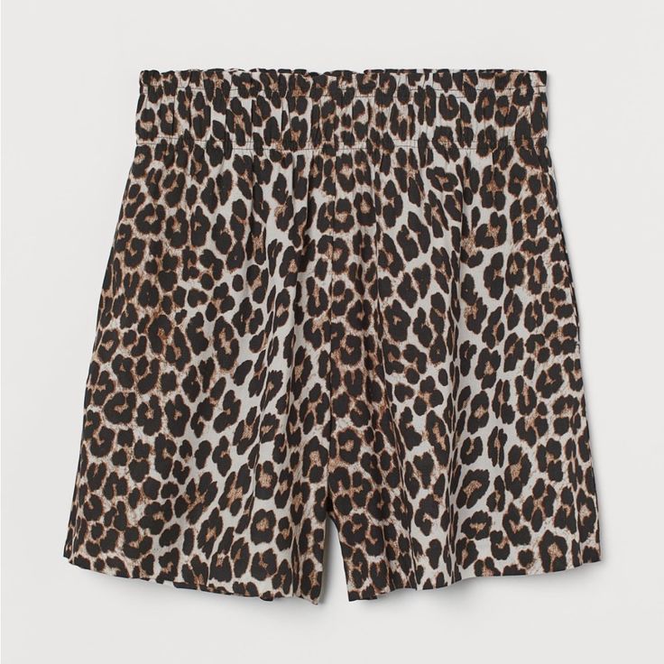 High Waisted Resort Shorts , To Big For Me . Nwot Brown Summer Bottoms With Elastic Waistband, Summer Brown Bottoms With Elastic Waistband, Chic Leopard Print Shorts, Chic Short Leopard Print Bottoms, Chic Leopard Print Short Bottoms, Brown High-waisted Shorts For Summer, Brown Short Length Summer Bottoms, Trendy Brown Summer Bottoms, Leopard Print Summer Shorts