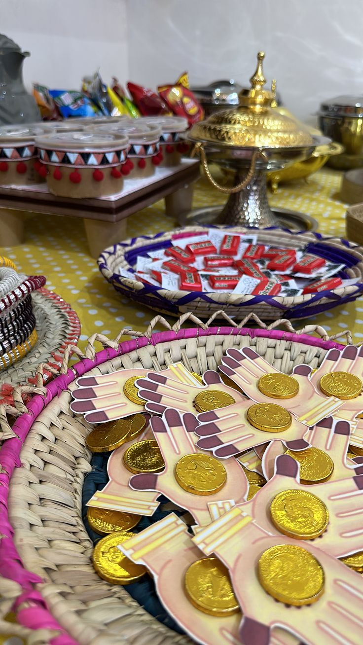 decorative plates and bowls are on the table