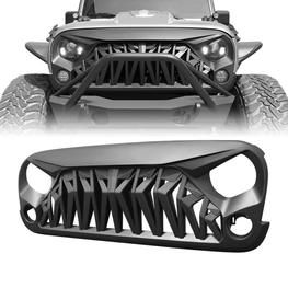 the front and rear view of a jeep