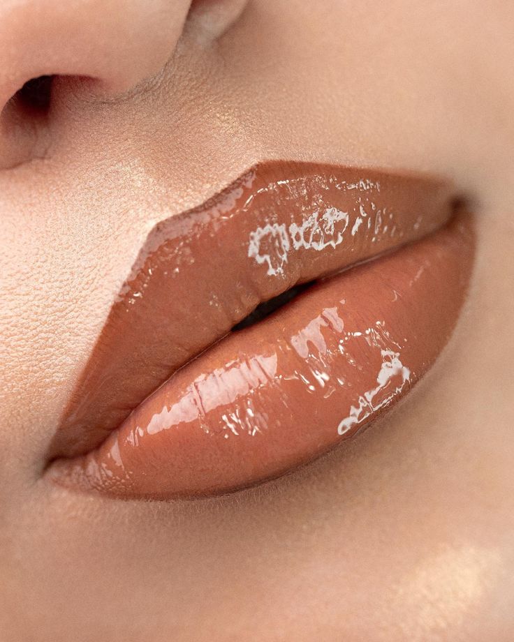 Brown Nude Lipstick, Fuller Lips Naturally, Nude Lipstick Shades, Eyeliner Techniques, Flawless Makeup Application, Brown Lipstick, Lip Beauty, No Cap, Brown Tone