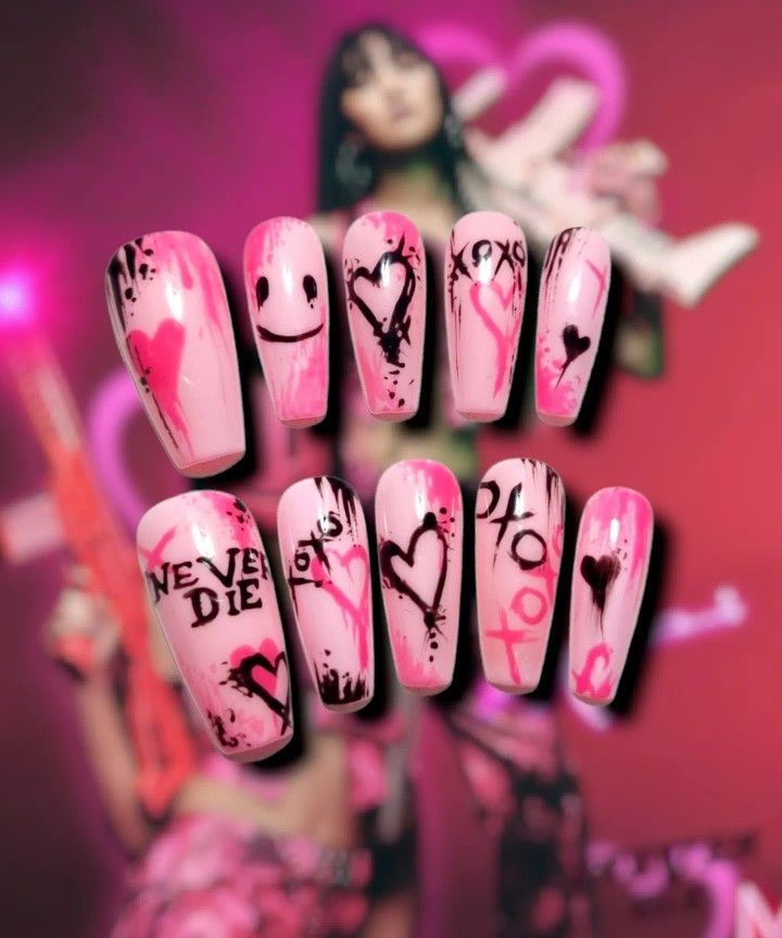 I Never Dieby G-Idle inspired Nails by @nocturnenails.ec K-pop Idol Inspired Nails, Nail Designs Kpop, Blackpink Inspired Nails, Skz Nails, K Pop Nails, Pop Nails, Idol Nails, Kpop Nails, Band Nails