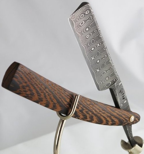 Devin Thomas Damascus Custom Custom Straight Razors, Straight Razor Shaving, Shaving Accessories, Barber Tools, Art Of Manliness, Sweeney Todd, Its A Mans World, Shaving Razor, Wet Shaving