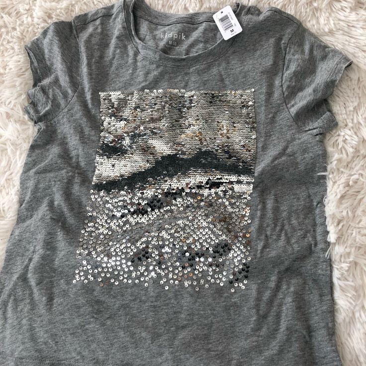 Nwt. Bundle To Save! Fitted Silver T-shirt With Short Sleeves, Trendy Silver Sequined Tops, Metallic Stretch Casual Tops, Silver Sequined Short Sleeve Tops, Silver Graphic Print Top For Summer, Summer Silver Top With Graphic Print, Summer Silver Graphic Print Top, Silver Stretch Top For Spring, Silver Stretch Tops For Spring