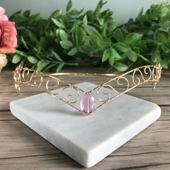 This tiara was inspired by renaissance circlets and the shape of sailor scout tiaras Forehead Tiara, Moon Tiara, Wire Crown, Ruby Jewel, Pink Jewels, Red Jewel, Mini Moon, Crystal Crown, Red Crystals