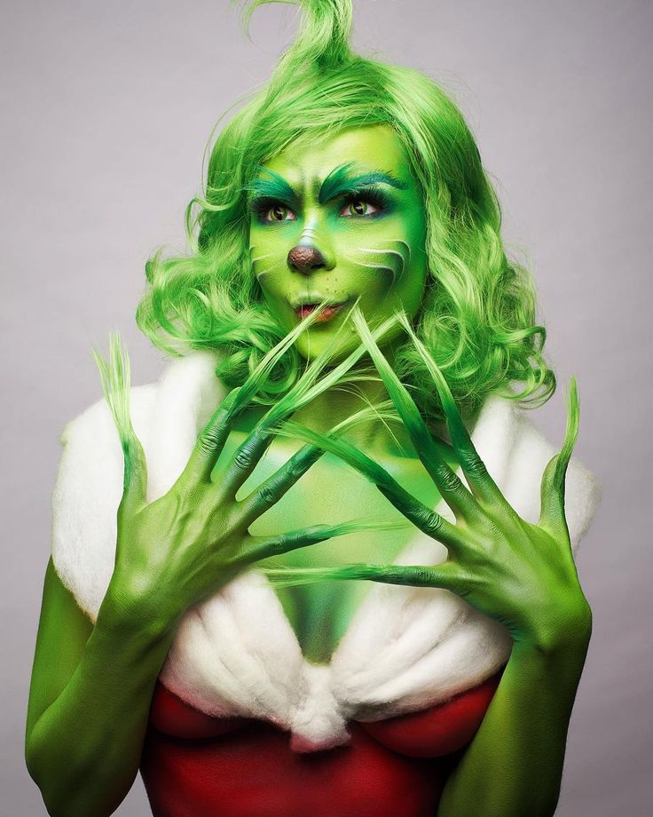 Who From Whoville Costume, Grinch Cosplay, Whoville Costumes, Grinch Costume, Grinch Halloween, Grinch Costumes, Cosplay For Women, Hd Makeup, Christmas Outfits Women