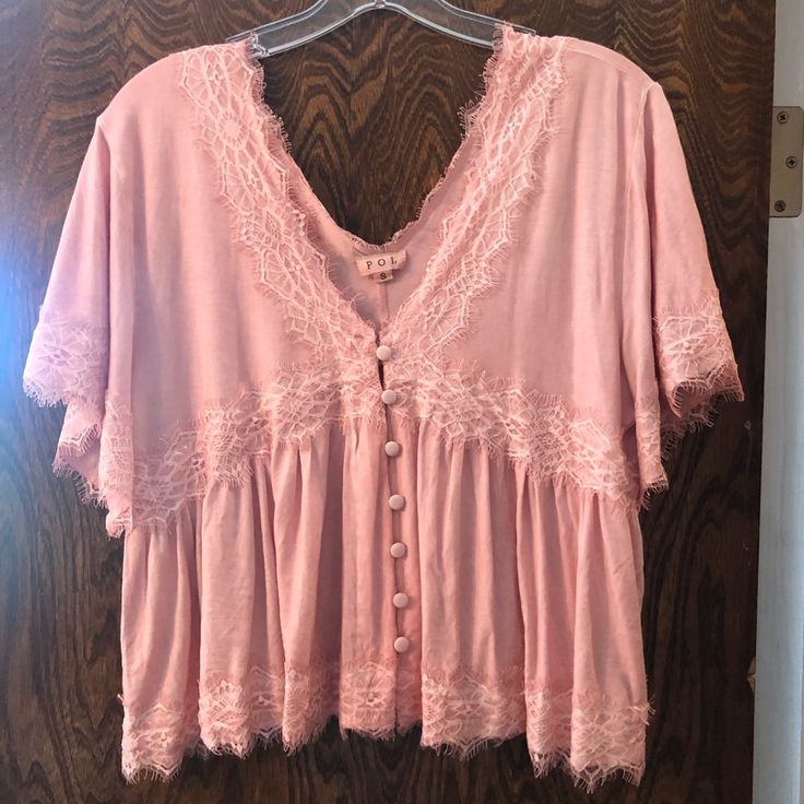 Never Worn! Light Pink Button Down Blouse With Lace Detailing Feminine Short Sleeve Tops With Buttons, Feminine Short Sleeve Buttoned Tops, Cotton Brunch Top With Buttons, Cotton Button Top For Brunch, Cotton Tops With Buttons For Brunch, Casual Tops With Buttons For Brunch, Spring Brunch Tops With Button Closure, Casual Buttoned Tops For Daywear, Feminine Button-up Tops With Buttons