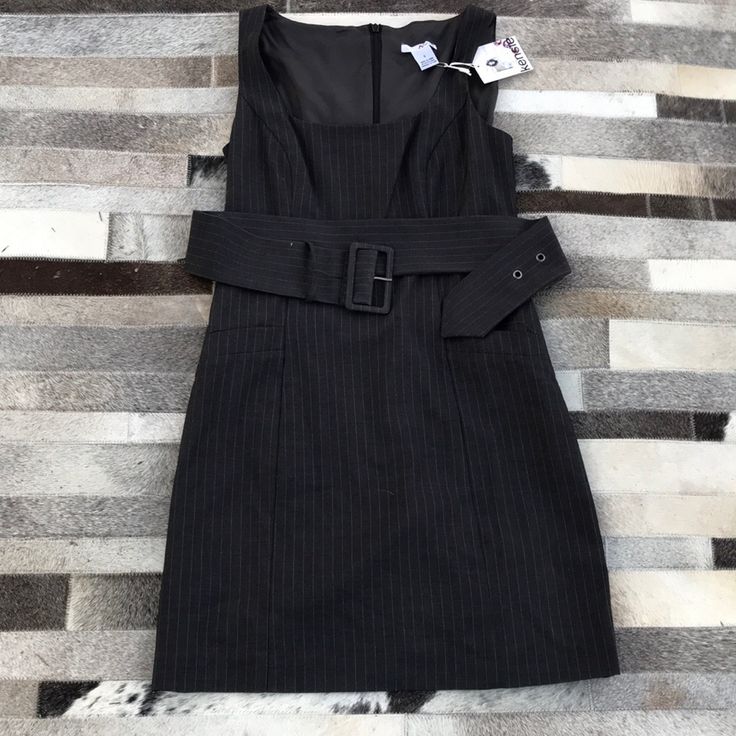 New With Tags Fitted Belted Spring Dress, Spring Fitted Belted Dresses, Spring Fitted Mini Dress For Workwear, Fitted Mini Dress For Spring Workwear, Fitted Sleeveless Belted Mini Dress, Spring Office Dress With Lining, Spring Office Lined Dresses, Pretty Dress, Pretty Dresses