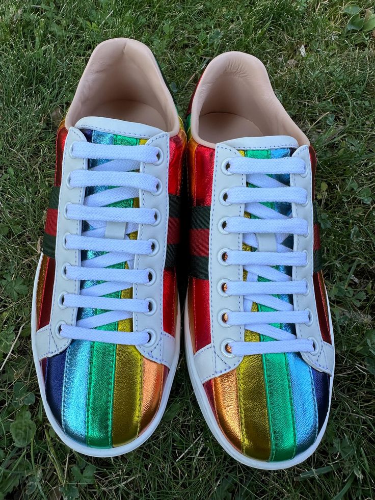 Authentic Beautiful Sneakers Design Gucci Serial N475211 04K Florence, Italy. Sneakers for every occasion in rainbow-colored leather and the Gucci canvas stripe. Walk, amaze, extremely refined footwear, beautiful, original, comfortable and elegant, being fashionable is possible! Excellent condition, new They come with the original box. Pay attention to the size, Gucci fits slightly larger. If you are unsure of your size, to be on the safe side, visit the Gucci store or the Gucci website, and con Rainbow Sneakers, Gucci Store, Colored Leather, Gucci Shoes, Designer Sneakers, Shoes Trainers, Leather Sneakers, Womens Shoes Sneakers, Womens Sneakers