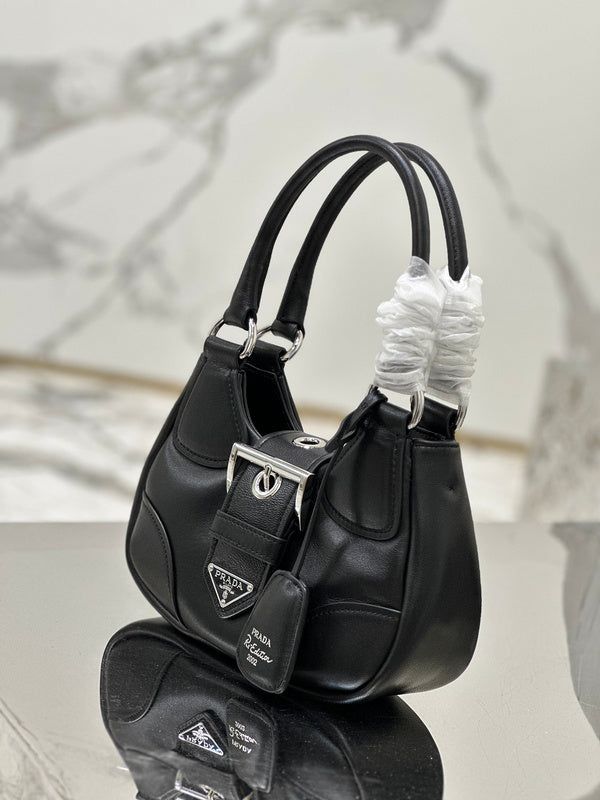 Size: 22.5cm*16cm*7.5cm It comes with Dust box, Care manual, Tag, and Paper bag. Prada Top, Supreme Bag, Girl Backpacks School, Prada Bag, Crossbody Shoulder Bag, Backpack Bags, Top Handle, Paper Bag, Top Handle Bag