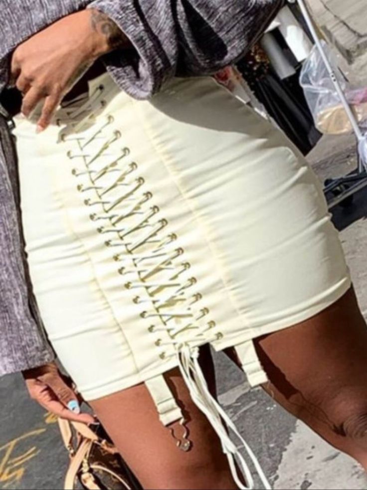 Cream Bandage Fitted Skirt Summer Party Outfit, Skirt Y2k, 90s Streetwear, Cargo Skirt, Fitted Skirt, Marie Antoinette, Grunge Fashion, Vintage Skirt, Party Outfit