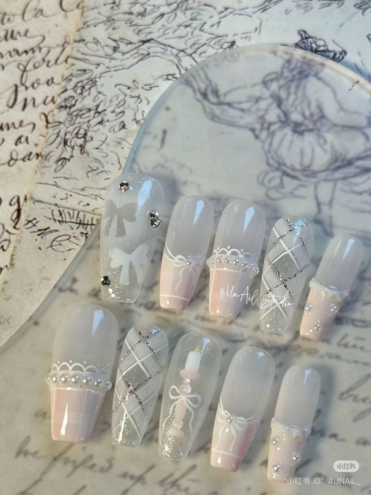 Nail Designs No Charms, Pink Lace Nails, Simple Kawaii Nails, Rococo Nails, Lace Nail Design, Princess Nails, Coquette Nails, Lace Nail Art, Asian Nails