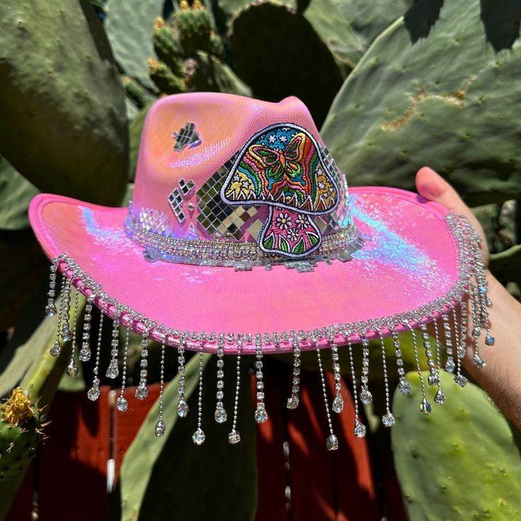 Pink Trippy Mushroom Rhinestone Fringe Space Cowgirl Hat 🌟 Shine like a Star in a Cosmic Rodeo 🌟 Y2K 90s This hat is one-size-fits-most (23" circumference). Foam sizer inserts available *upon request* for Small heads. Please measure your noggin :) & review my shop policies Please note fringe does not surround the entire brim, but message me for it to be added! This hand-decorated iridescent pink cowboy hat is perfect for parties, concerts, festivals, raves, and special events. Let your space c Disco Space Cowgirl, Pink Trippy, Disco Cowboy, Rave Y2k, Cowboy Outfit, Trippy Mushroom, Pink Cowboy Hat, Pink Cowboy, Space Cowgirl