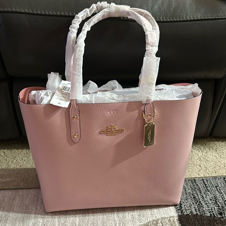 Color: Light Pink Leather Light Pink Bag, High End Handbags, Dream Items, Bday Wishlist, Dream Bag, Color Light Pink, Tote Outfit, Coach Tote Bags, Girly Bags