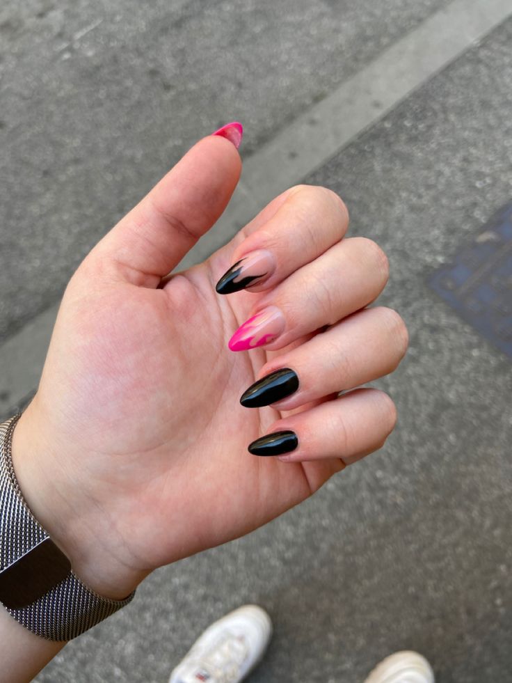 Almond Nails Concert, Black Nails With Pink Flames, Black And Hot Pink Nails Short, Gel Nails Black And Pink, Hot Pink Nails And Black, Black And Pink Tip Nails, Black And Pink Flame Nails, Edgy Pink Nails, Black Hot Pink Nails