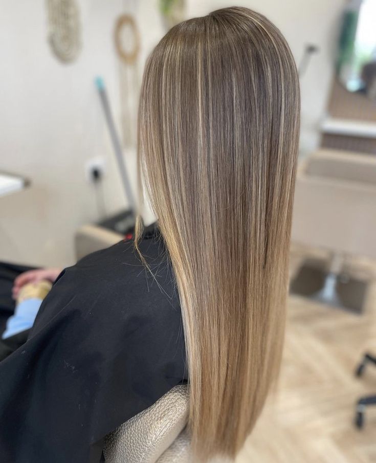 Highlights Brown Hair Balayage, Blond Highlights, Light Brunette Hair, Balayage Straight Hair, Blonde Lowlights, Perfect Blonde Hair, Rambut Brunette, Summer Blonde Hair, Brown Hair Looks