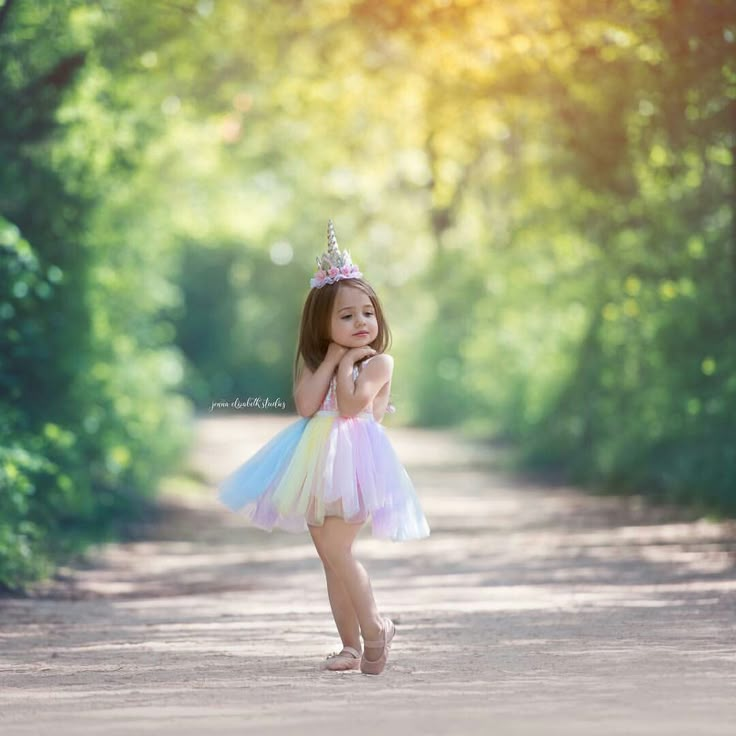 Unicorn Dress Girls, Sparkle Romper, I Believe In Unicorns, Unicorn Photo, Toddler Photoshoot, Children Photography Poses, Unicorn Birthday Party, Toddler Photography, Neck Ties