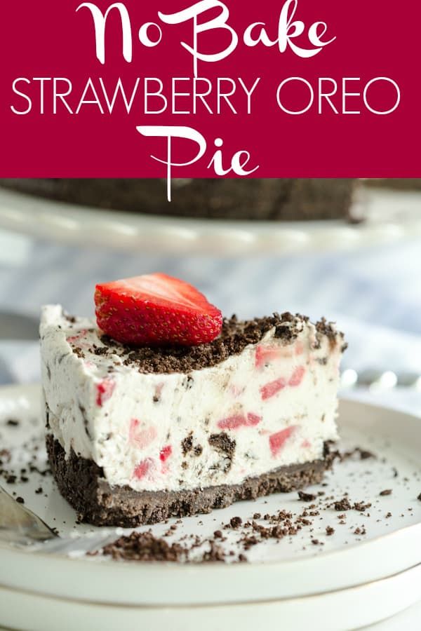 no bake strawberry oreo pie on a plate