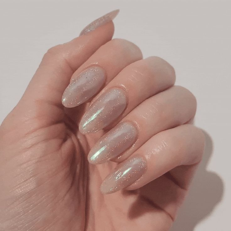 A gorgeous shade with a silver base. This shade features a more sheer holographic effect with flecks of white, green, and blue, making it perfect for use over another shade as well.
Our nail powders are applied by brushing the powder onto your nail to achieve amazing results in minutes. Our 16 free formulation also means you will not be damaging your nails in the process as it doesn't contain the harmful chemicals found in most nail products. Pair this nail powder color with our Mineral Bond Nai Sheer Silver Nails, Holographic Nail Powder, Nail Powder, Nail Products, Silver Nails, Holographic Nails, Powder Nails, Us Nails, Harmful Chemicals