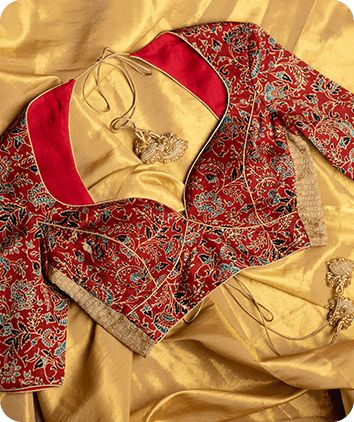 Blouse Models For Fancy Sarees Back Side, Pan Neck Design Blouse, Ajrakh Saree Blouse Designs, Red Blouse Designs, Blouse Design Latest, Pretty Saree, Red Blouse Design, Bridal Blouse Design, 50 Blouse Designs