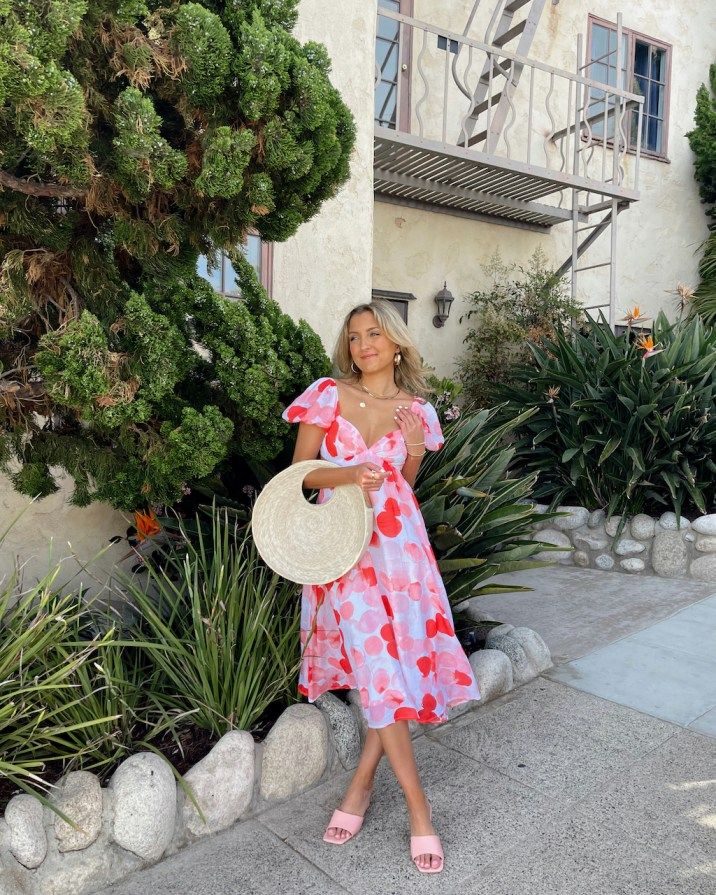 10 Outfits To Wear In Laguna Beach This Spring Laguna Beach Outfits, Outfits To Wear, Beach Outfits, Outfits Spring, Summer Styles, Laguna Beach, Latest Outfits, Beach Outfit, Spring Outfits